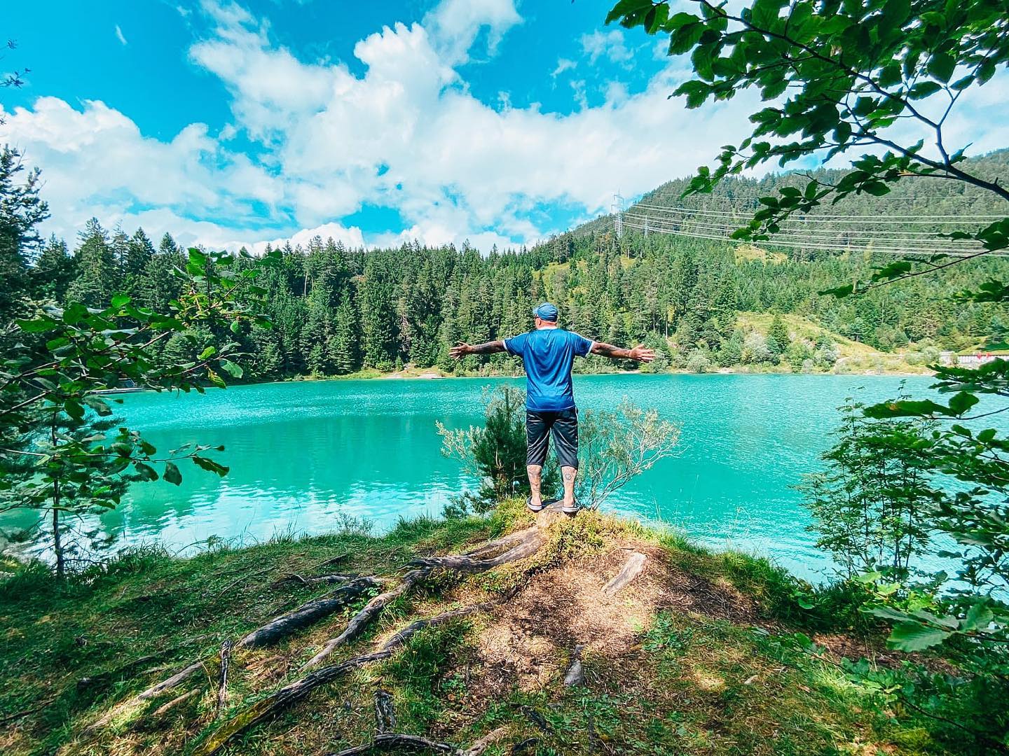 Wenn mich eins der Krebs gelernt hat.... nutz deine Zeit sinnvoll im Kreis deiner liebsten, entdecke schöne Orte wenn es dir gut geht und vor allem genieße den Moment in vollen Zügen #darmkrebspatienten 

#krebsblogger #krebsisteinarschloch #krebskämpfer #krebskrank #cancer #cancerfighter #lifestyle #lifeisgood #lifeisbeautiful #lifecoaching #lifegoals #lifeofadventure #love #selfie #healthylifestyle #healthy #gesundheit #gesundleben #krank #krankheit #lebensfreude #lebengenießen #lebensqualität #lebedeinleben #lebensmotto #fickdichkrebs #zitate #krebsisteinarschloch #krebsmachtkeinepause
