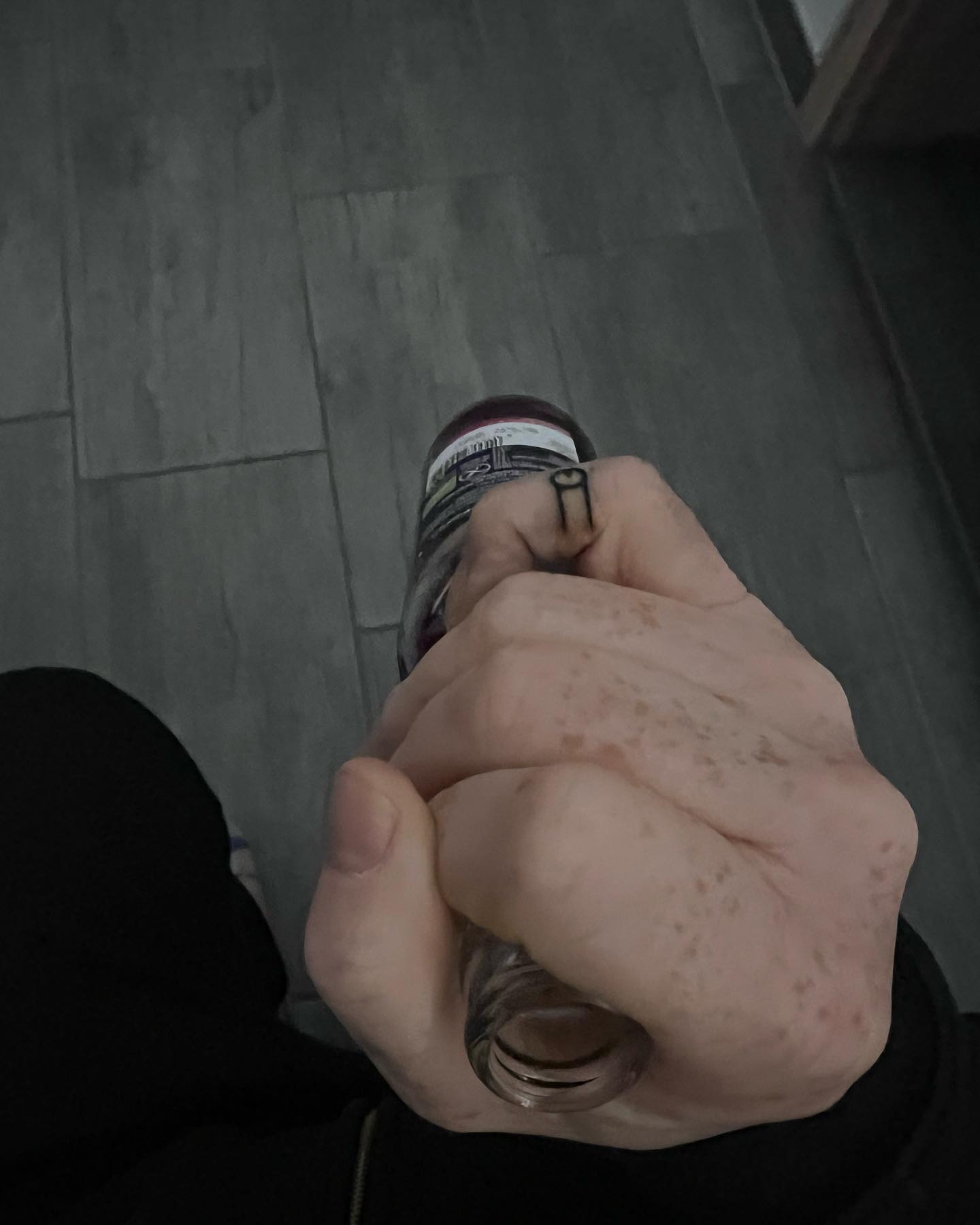 Macht sowas Sinn ?
Ja …. Ich denke schon 😘😀😀

@psycink @tattoo.ole vielen dank für die mega Session 

@sweaty.axl.tattoo @vince_sinnerscirclehdh  ihr könnt euch mal was überlegen. Hab noch ne Hand 🤞🙈😂😂😂 haha 

Öfters mal bisschen Kind sein und schon klappt’s mitm erwachsen sein. 

Danke ♥️♥️♥️🤩 das war unfassbar witzig 

#krebsisteinarschloch#darmkrebs#krebskämpfer #krebskrank #cancer #cancerfighter #lifestyle #lifeisgood #lifeisbeautiful #lifecoaching #paliativ #darmkrebs#lifeofadventure #love #selfie #healthylifestyle #healthy #gesundheit #gesundleben #krank #krankheit #lebensfreude #lebengenießen #lebensqualität #lebedeinleben #lebensmotto #fickdichkrebs #zitate