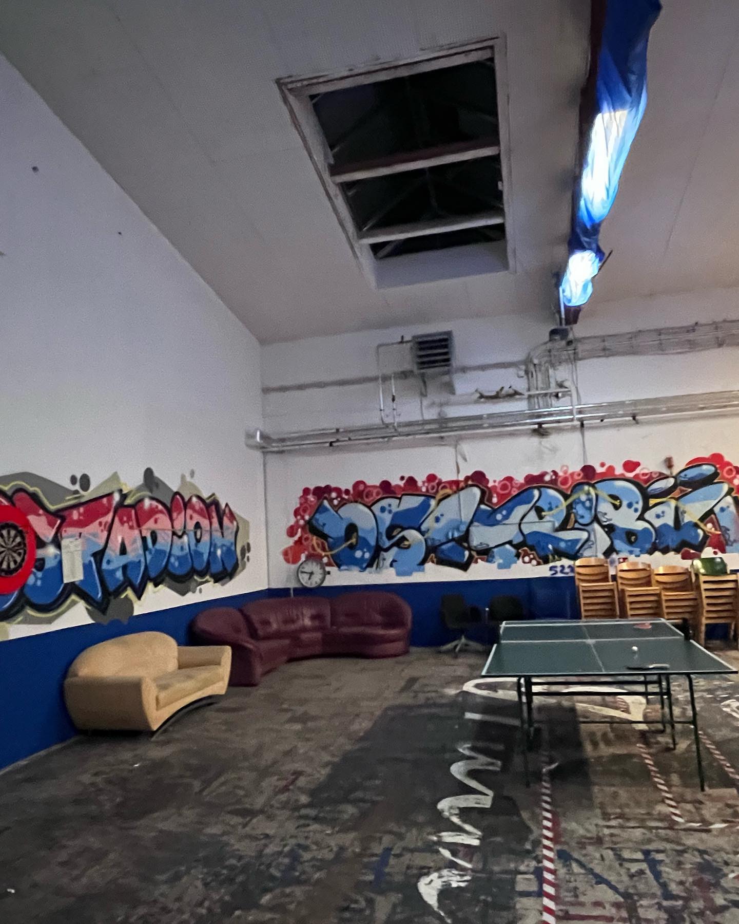 R.I.P. @cancerfluencer_deni 

Und vielen Dank an die Sektion Kämpfen Kolb SKK …. Für diese tollen Einblicke gestern. Hier findet Jugendarbeit statt. Im Fantreff werden Ideen geschmiedet, Taschengelder gezählt und zusammengelegt für neue Projekte und Shows während der Spiele. Ihr habt viel mehr Aufmerksamkeit verdient. Und ich danke EUCH für euerm Einsatz. Leider waren nicht alle da, aber nächstes mal machen wir ein Gruppenbild mit allen.

FUCK CANCER ♋️…. Und wenn ihr durch eure Choreografien nur 2 Leute dazu bewegt zur Vorsorge zu gehen …. Habt ihr mehr erreicht wie 90% der Jugendlichen (über die man ja immer nur schimpft)  hier passiert grad was sinnvolles … und dahin gehen die Spenden.
##

2023 wird legendär … 😜 auf viele weitere Mitglieder für die SKK 🍀🍀🍀

Danke einfach … ich kann es nur wiederholen … ihr seid der Hammer 🤩 

DEN SPENDENLINK FINDET IHR OBEN IN MEINEM Profil 

🤩🤩🫶🫶

#krebsisteinarschloch#darmkrebs#krebskämpfer #krebskrank #cancer #cancerfighter #lifestyle #lifeisgood #lifeisbeautiful #lifecoaching #paliativ #darmkrebs#lifeofadventure #love #selfie #healthylifestyle #healthy #gesundheit #gesundleben #krank #krankheit #lebensfreude #lebengenießen #lebensqualität #lebedeinleben #lebensmotto #fickdichkrebs #zitate