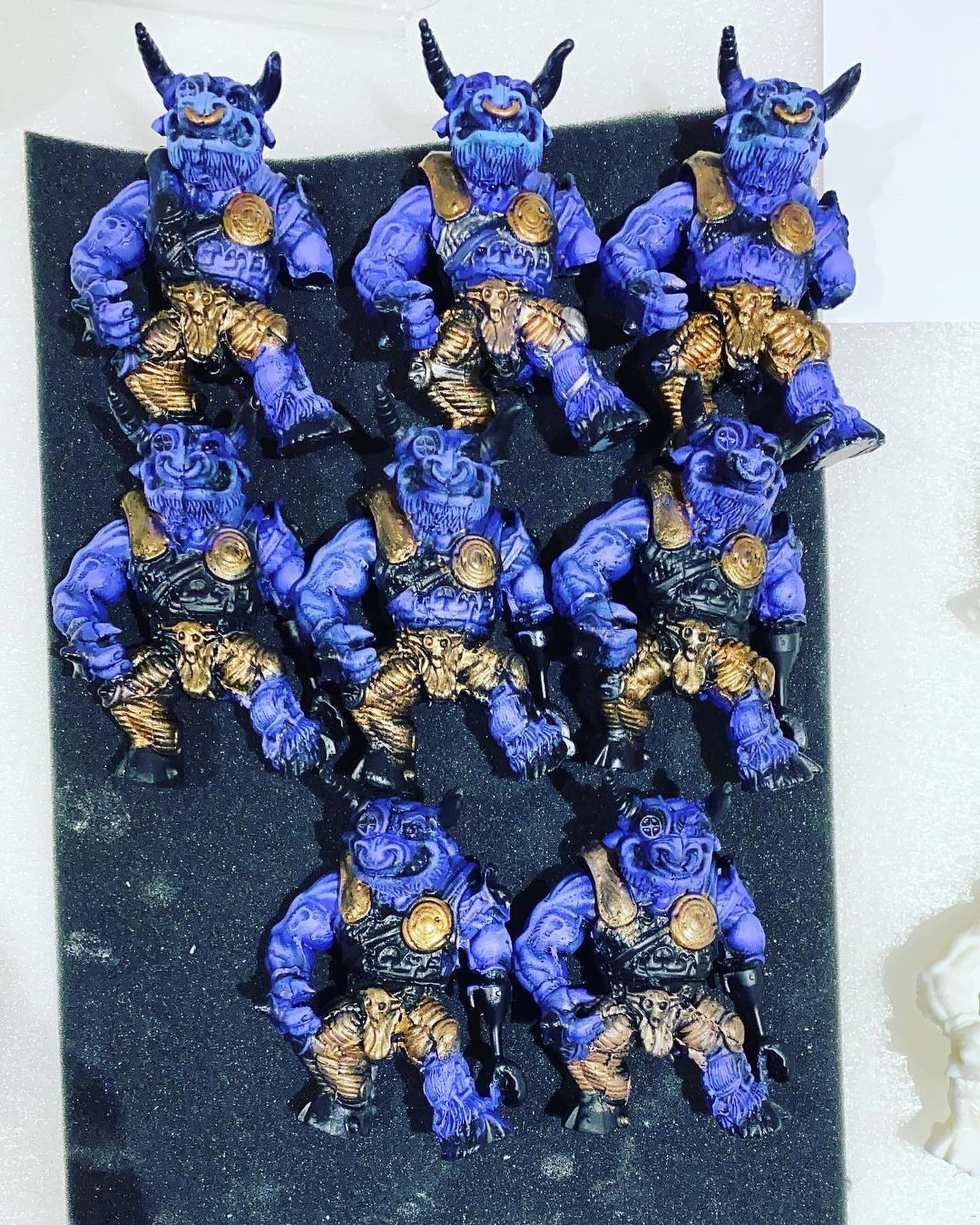 Einfach mal nen anderes Hobby 😉😉 gehört irgendwie zu mir. Kolbe und Spielzeug. Also wieso nicht aus altem was neues machen. Alte Figuren so machen wie ich sie mir kaufen würde. Selbst gießen anmalen Packung neu gestalten usw … unzählige Arbeitsschritte. Und genau das möchte ich weiterhin machen für das kommende Jahr. Hier mal ein Einblick wie man sowas macht bzw. wie ich es gemacht hab.
Witziges Hobby das man auch im Bett im Stuhl usw machen kann. Hab es jetzt 2 Jahre ruhen lassen weil ich soooo gefangen war in meinem Kopf mit Krankheit usw …. 2024 will ich da wieder angreifen. Das ist für mich Therapie. 

#krebsisteinarschloch #darmkrebs#krebskämpfer #krebskrank #cancer #mutmacher #cancerfighter #lifestyle#cancerblogger #lifeisgood #lifeisbeautiful #lifecoachin #palliativ #darmkrebs#lifeofadventure #dasistpalliativ #selfie #healthylifestyle #healthy #gesundheit #gesundleben #krank #krankheit #lebensfreude #darmkrebskämpfer #krebskrank  #cancerfighter #lebedeinleben #lebensmotto #fickdichkrebs #zitate 
#fckcancer